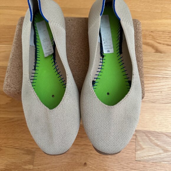 Rothy's Cardinal Red and Ecru Tan Flat Slip-on Shoes (2 pairs of shoes) Size 7 - Picture 7 of 16